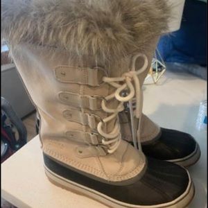 Women’s Sorel Joan of Arctic Boots sz11